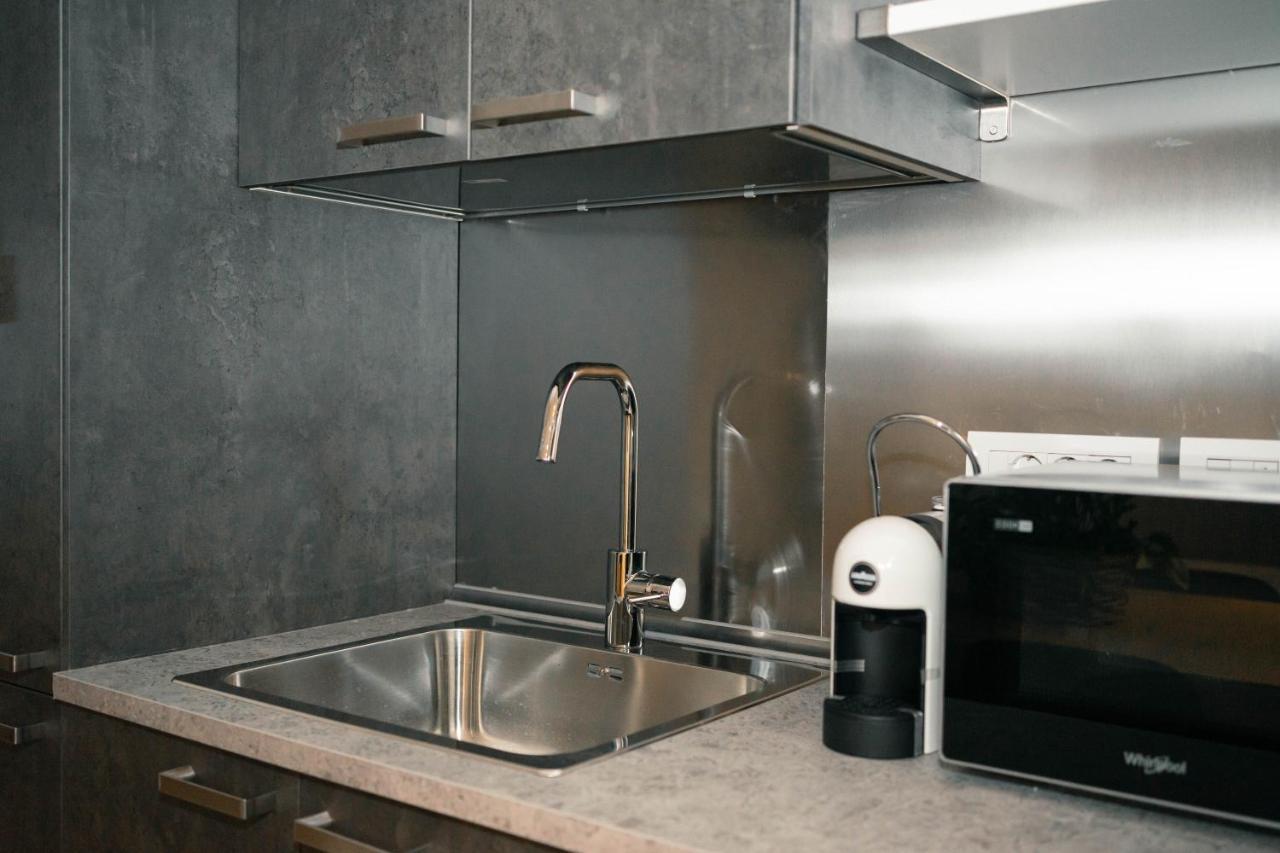 Black Marble - Design Apartment 바리 외부 사진